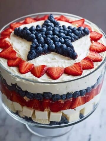 No-Bake Strawberry Blueberry Trifle Recipe