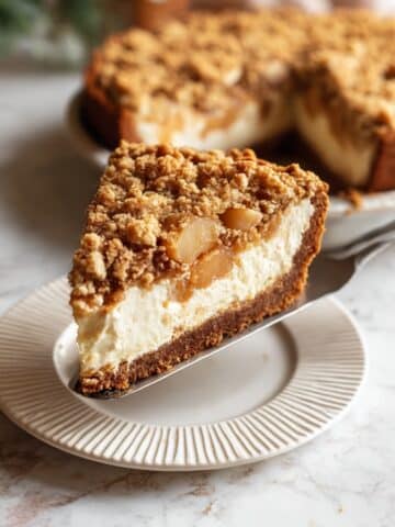 Apple Crumble Cheesecake Recipe