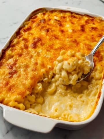 Creamy Baked Mac & Cheese with Multiple Cheeses Recipe
