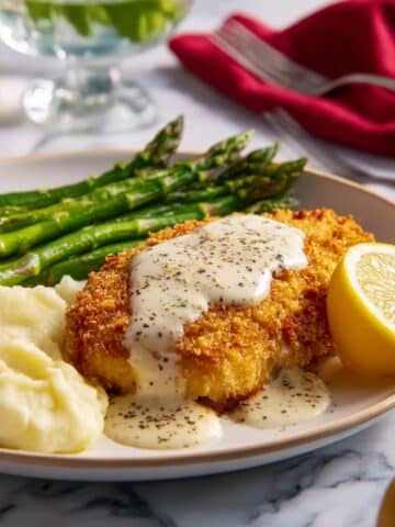 Copycat Chicken Costoletta with Creamy Lemon-Pepper Sauce Recipe