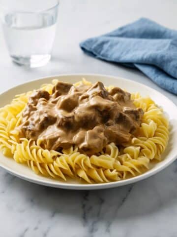 Slow Cooker Beef Stroganoff with Cream Cheese Recipe