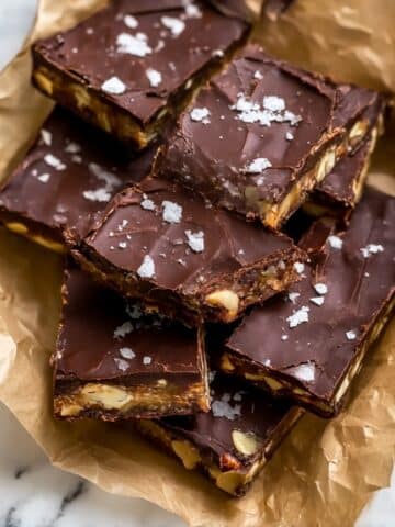 Viral Chocolate Date Bark Recipe