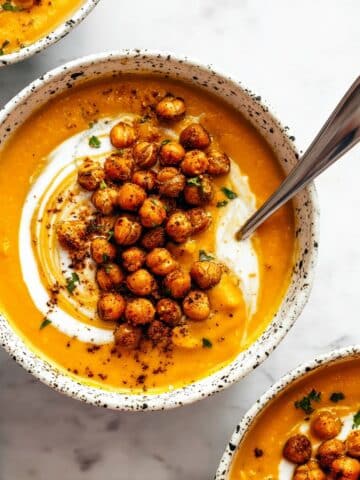 Roasted Carrot Soup with Za'atar Chickpeas Recipe