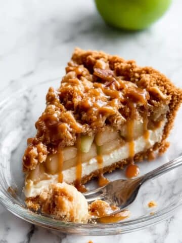 Caramel Apple Cheesecake Pie Recipe