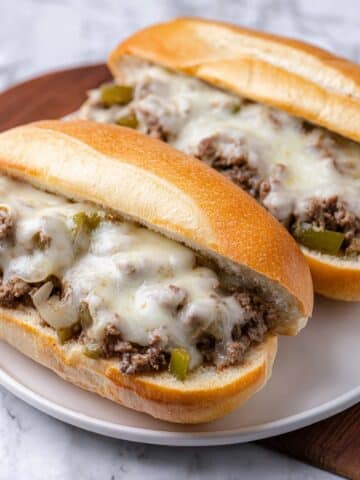 30-Minute Ground Beef Philly Cheesesteak Recipe
