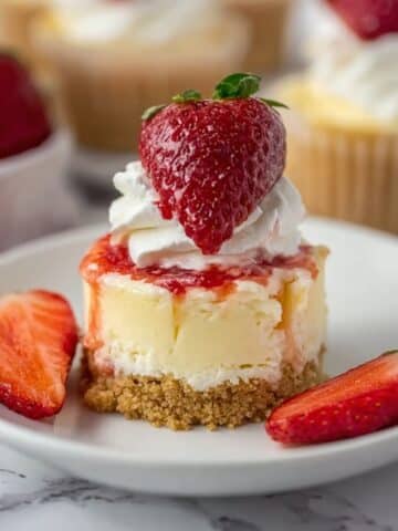 Strawberry Crunch Cheesecakes Recipe