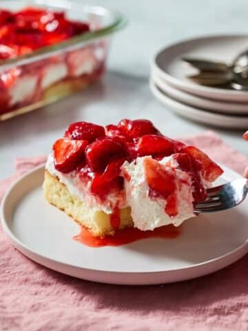 Strawberry Angel Food Dessert Recipe