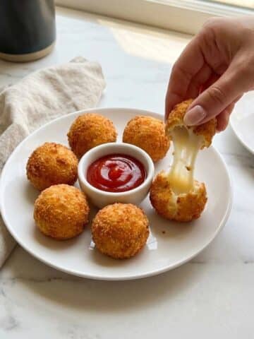 Cheesy Potato Balls Recipe