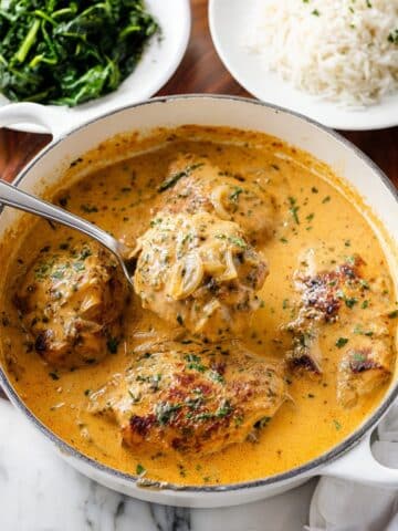 Smothered Chicken with Creamy Onion Gravy Recipe