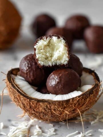 3-Ingredient Chocolate Coconut Balls Recipe