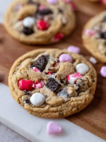 Valentine's Day Oreo M&M's Cookies Recipe