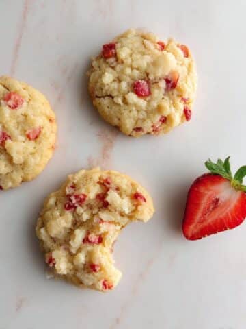 Strawberry Crumble Cookies Recipe